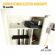 Suomi R16 Maxi Electro asekaappi - yksityiskohta yläosasta, ovi avattuna, aseet sisällä - Asekaappi 11-19 aseelle - 6438347037801 - 5