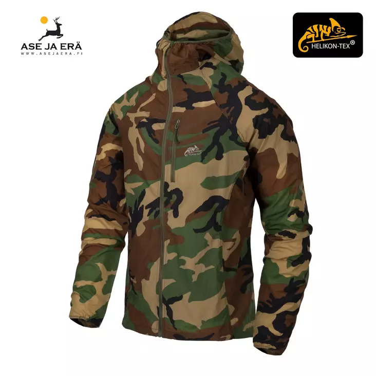 Helikon-Tex Tramontane Windpack Nylon tuulitakki, US Woodland - yleiskuva etuviistosta - Takit - 5902688007874 - 1