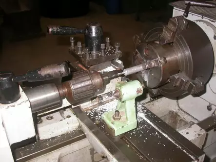 Äänenvaimentimen asennus kierre - Asesepän palvelut - aseseppa_vaimennin - 1